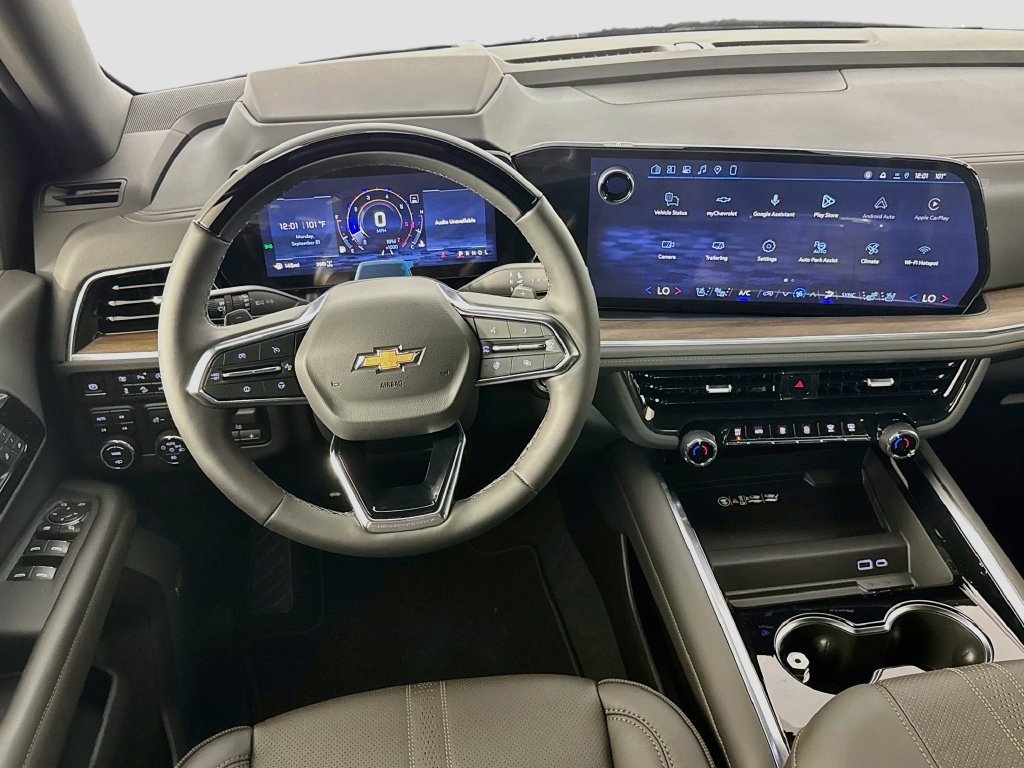 New 2026 Chevrolet Suburban High Country AWD/4WD image 25