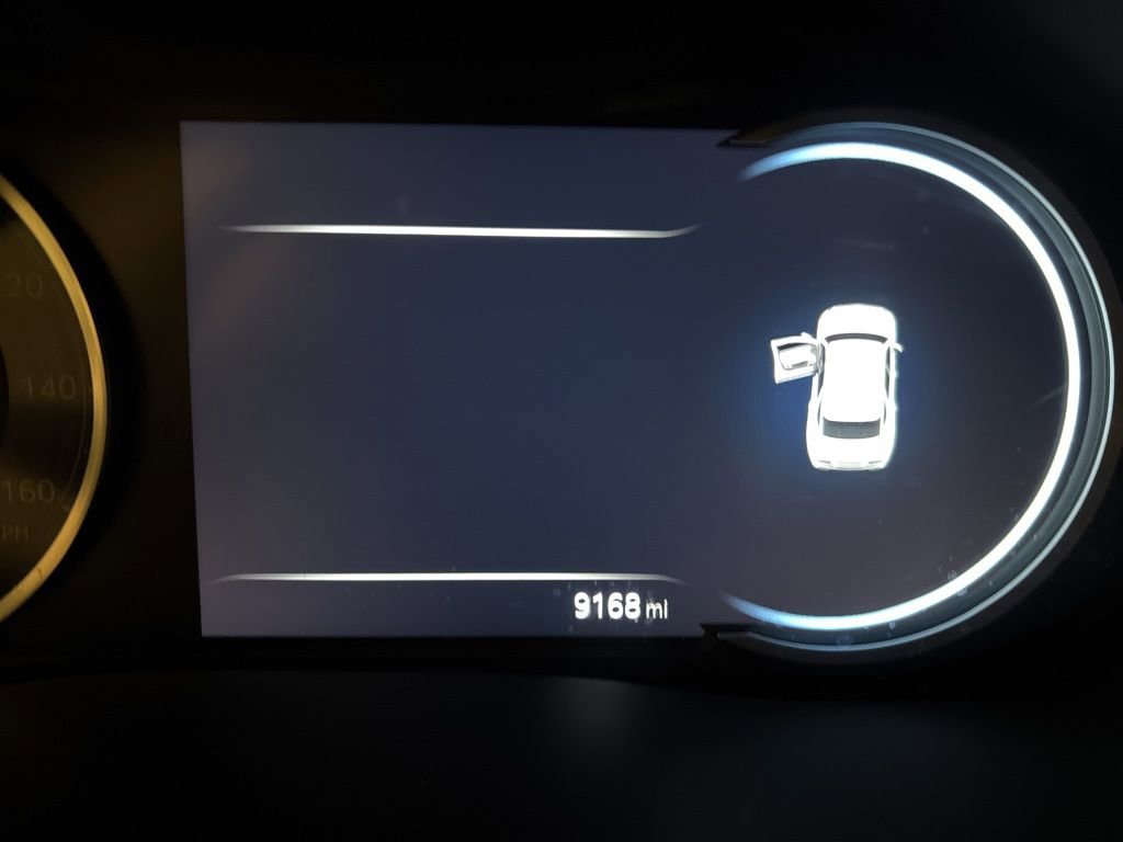 Used 2025 Genesis Electrified GV70 Advanced image 14