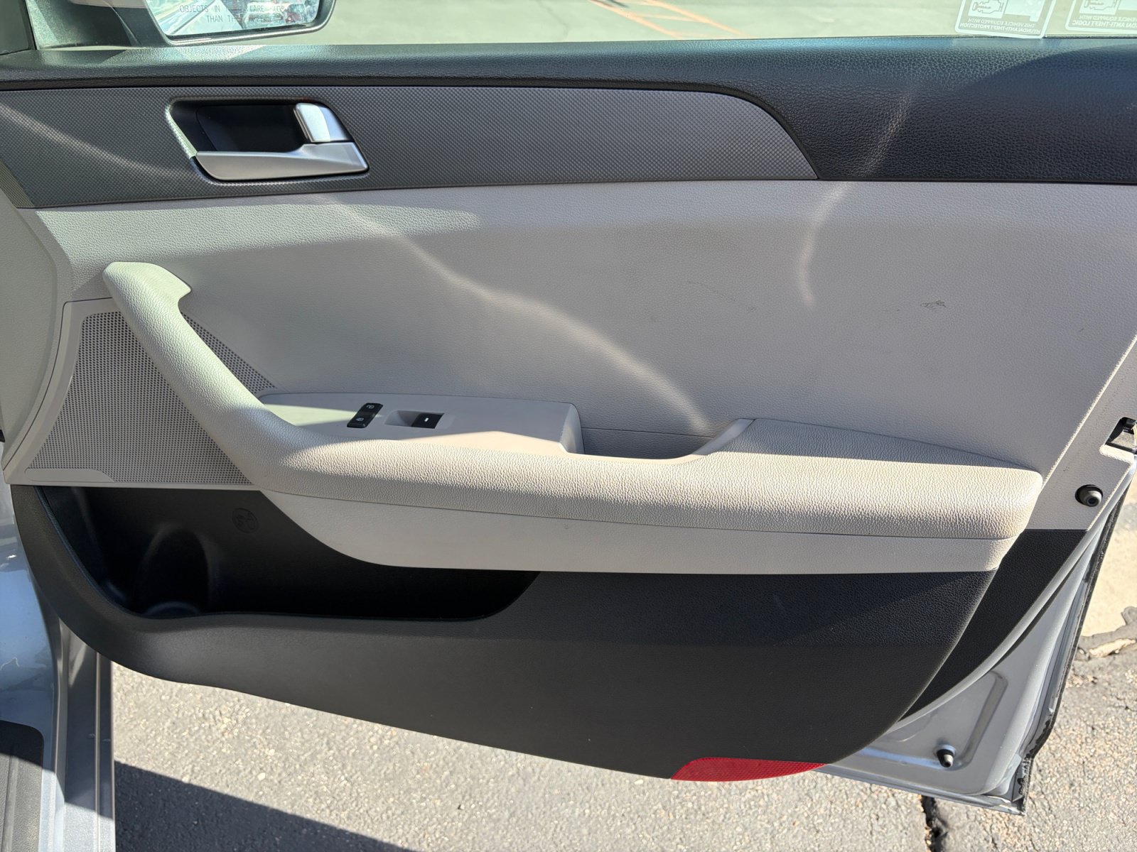 Used 2016 Hyundai Sonata SE FWD image 16