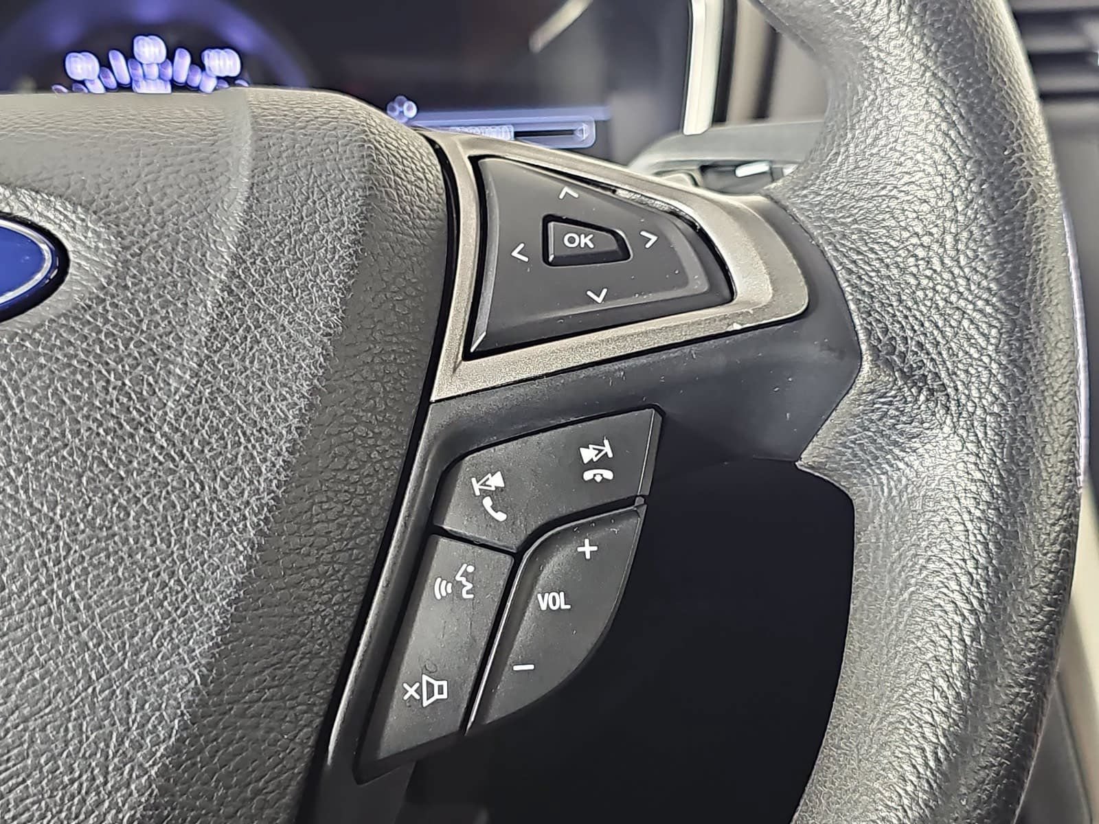 Used 2019 Ford Fusion SE FWD image 17