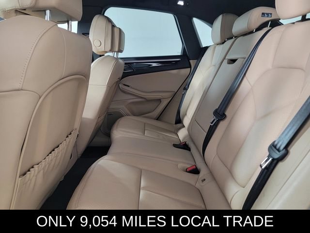 Used 2024 Porsche Macan AWD/4WD image 14