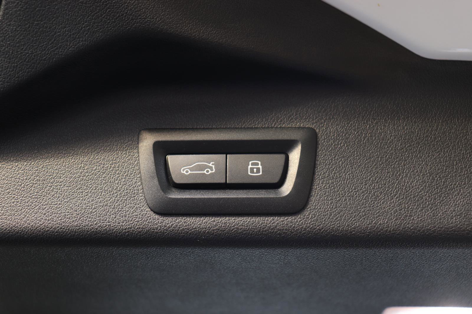 Certified 2024 BMW X5 xDrive40i w/ Premium Package image 18