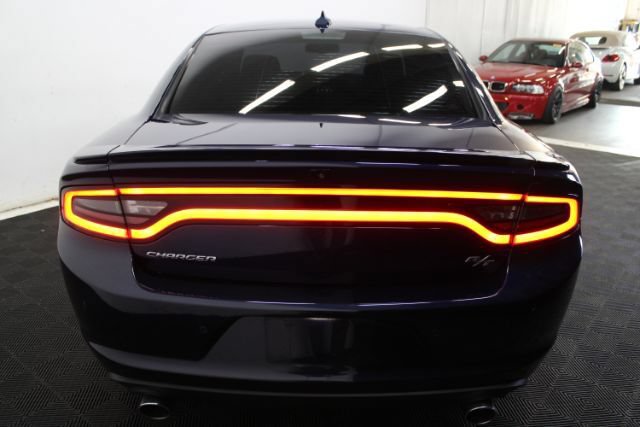 Used 2016 Dodge Charger R/T w/ Driver Confidence Group RWD image 8