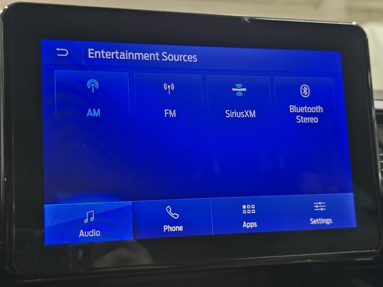 Used 2023 Ford Explorer 4WD image 3