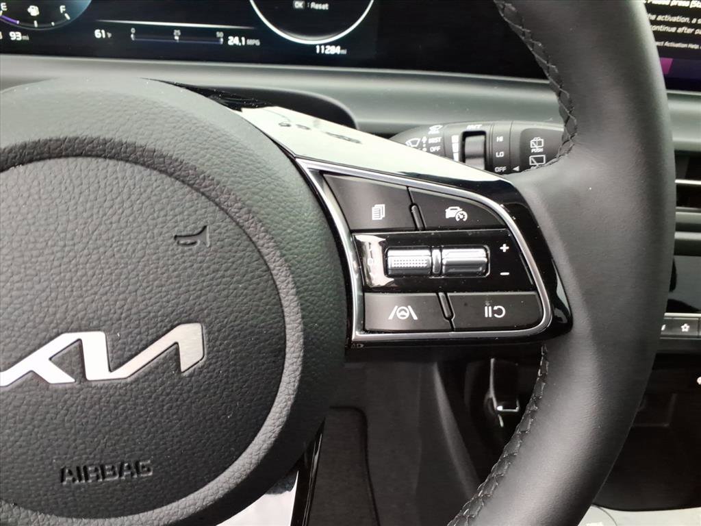 Used 2025 Kia Seltos EX w/ EX Sunroof Package image 19