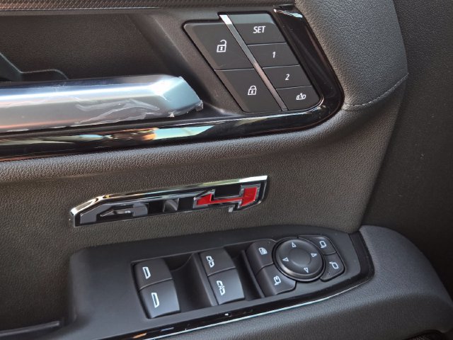 New 2026 GMC Sierra 1500 AT4 w/ AT4 Premium Package AWD/4WD image 32