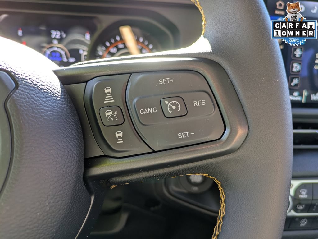 Used 2024 Jeep Gladiator Sport AWD/4WD image 18