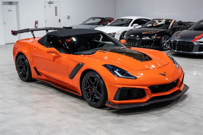 Used 2019 Chevrolet Corvette ZR1 RWD image 14