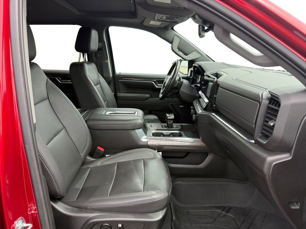 Certified 2022 Chevrolet Silverado 1500 LTZ w/ LTZ Premium Package image 17