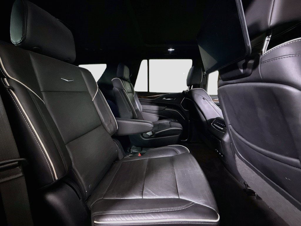 Used 2023 Cadillac Escalade Premium Luxury RWD image 26