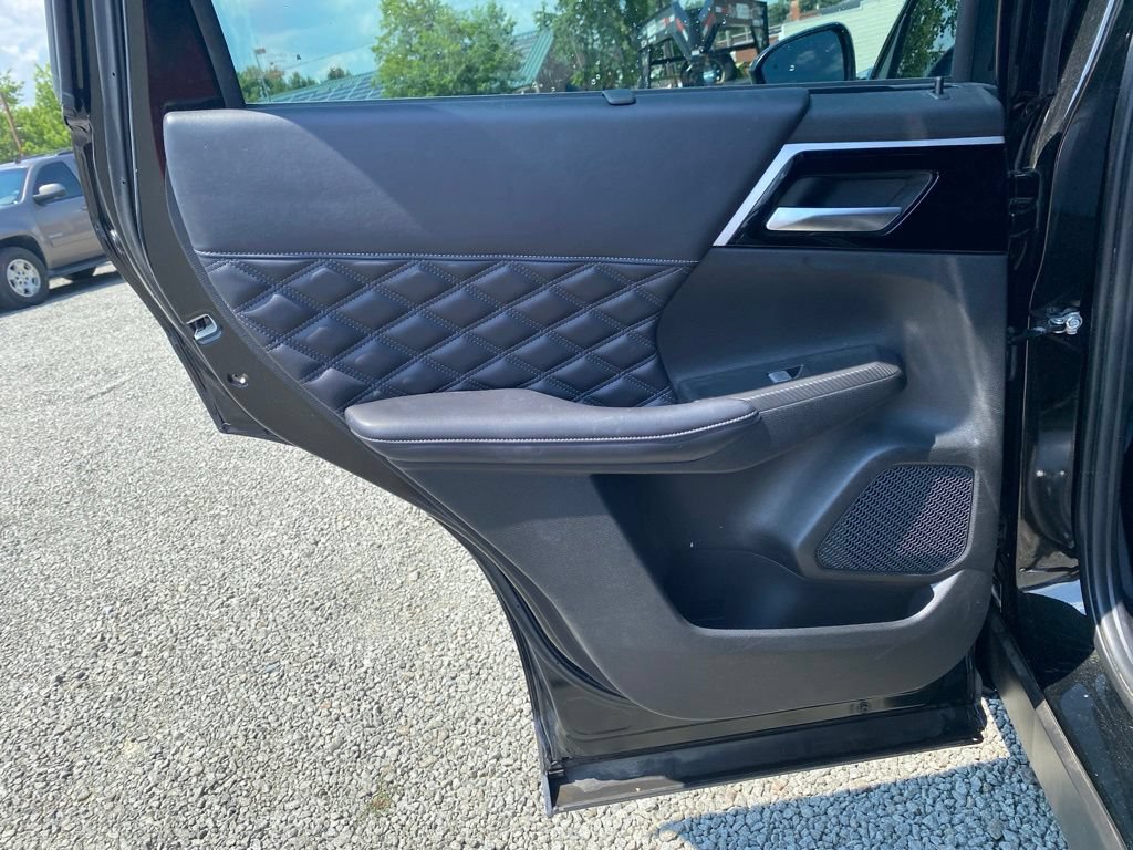 Used 2023 Mitsubishi Outlander SEL FWD image 15