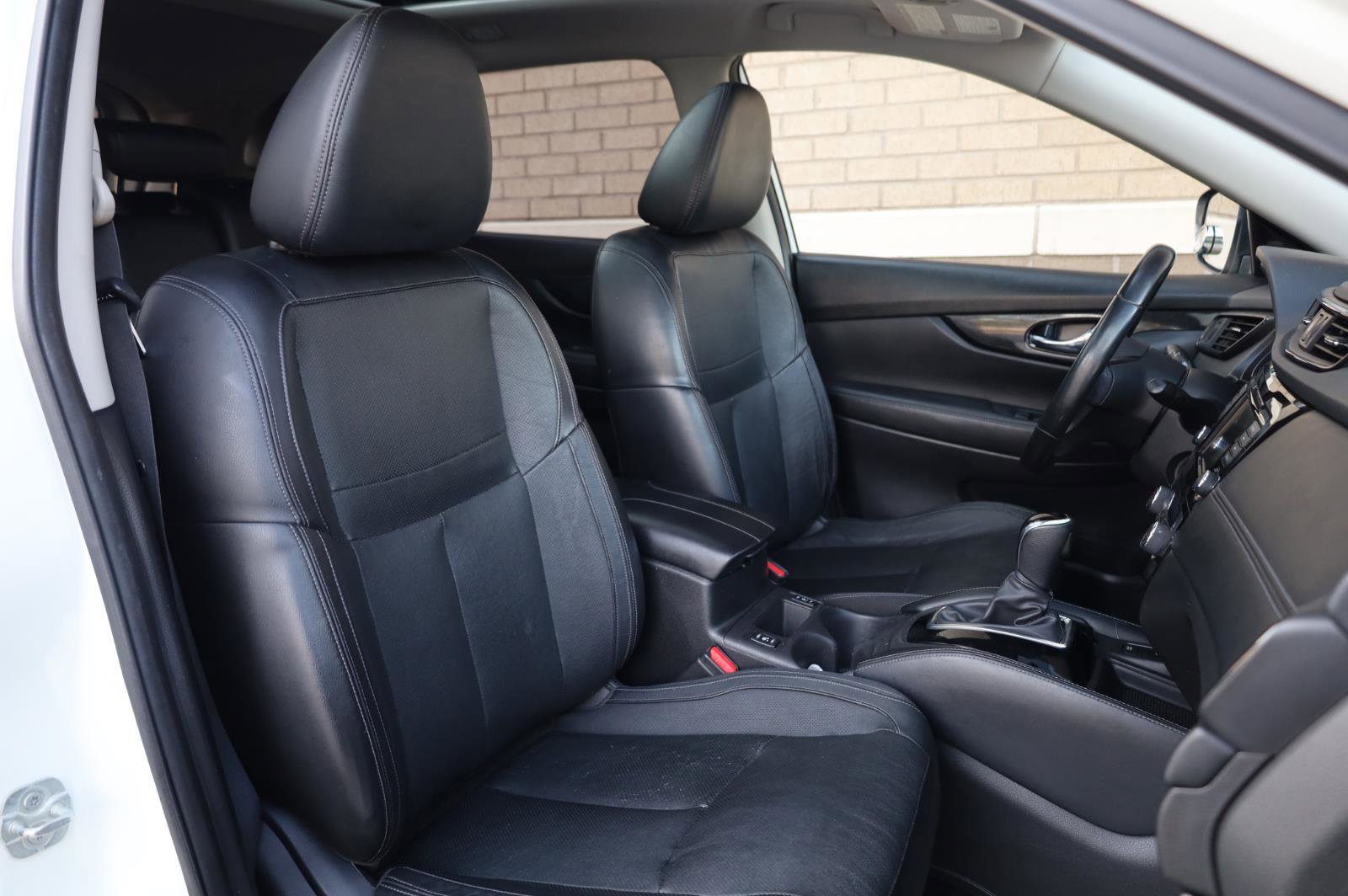 Used 2018 Nissan Rogue SL w/ Premium Package AWD/4WD image 29