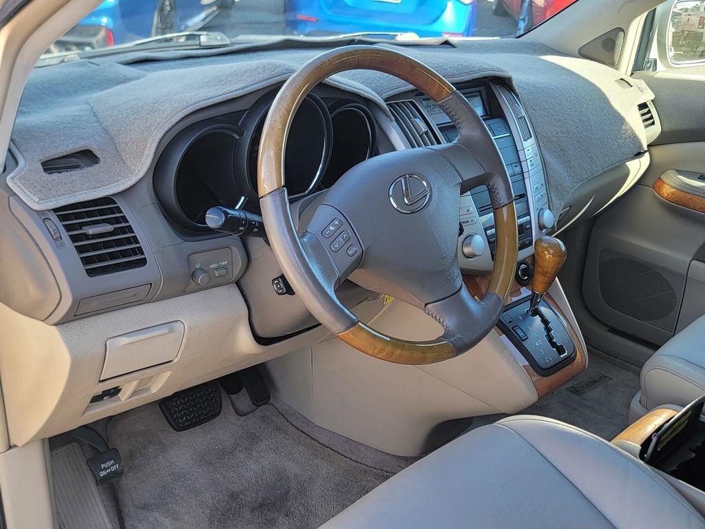 Used 2005 Lexus RX 330 image 9