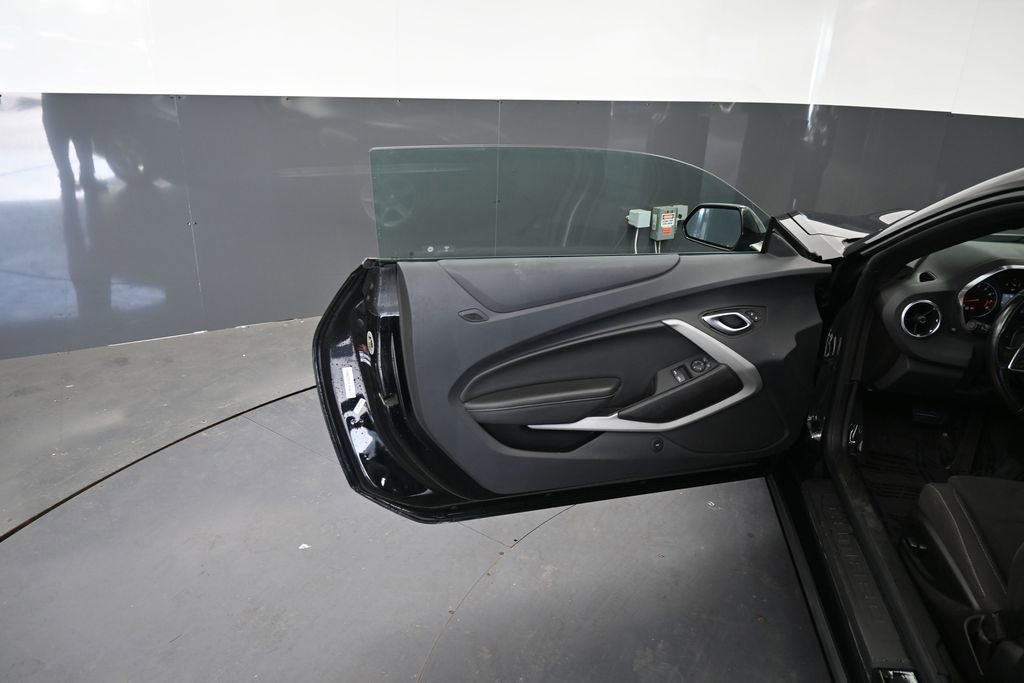 Used 2023 Chevrolet Camaro LT RWD image 46