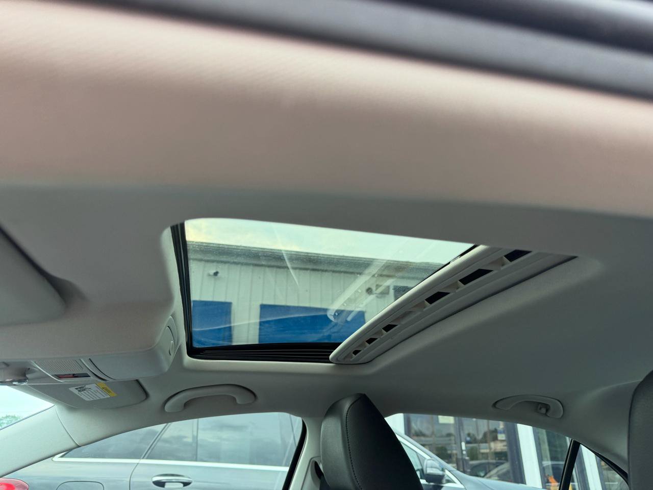 Used 2018 Volkswagen Jetta SE FWD image 19