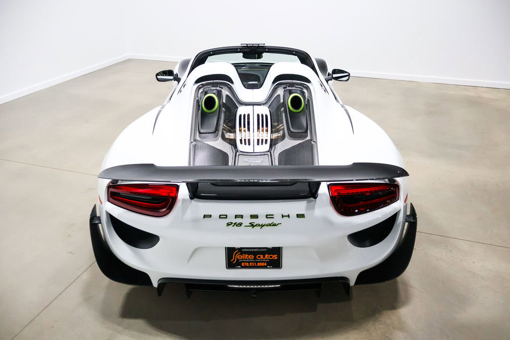 Used 2015 Porsche 918 Spyder image 86