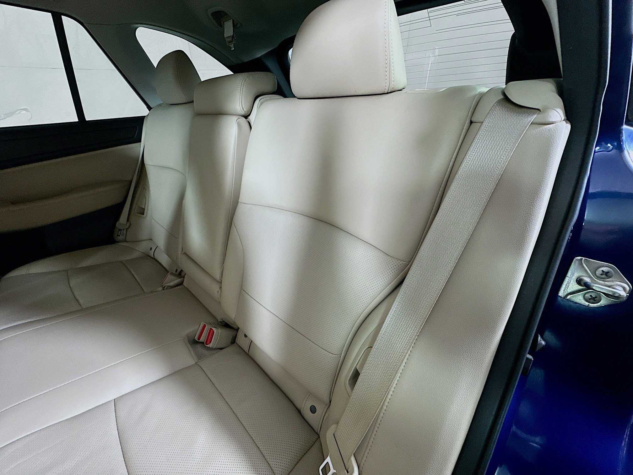 Used 2015 Subaru Outback 3.6R Limited image 25