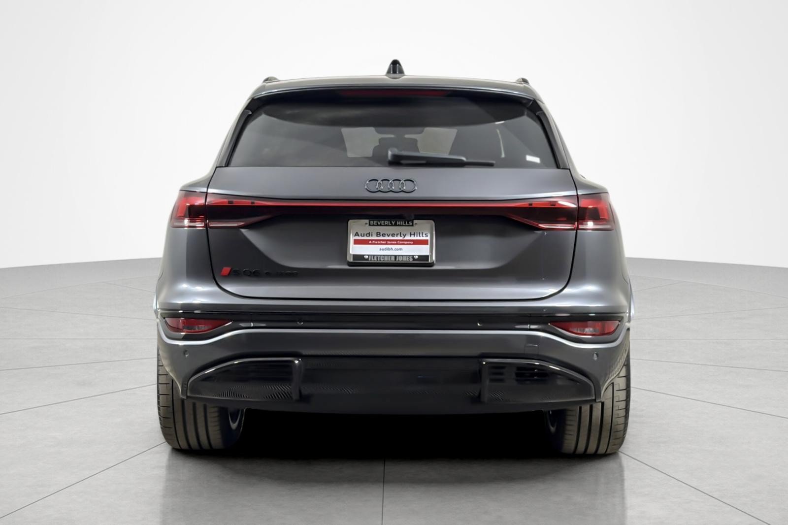 New 2027 Audi SQ6 e-tron Premium Plus AWD/4WD image 5
