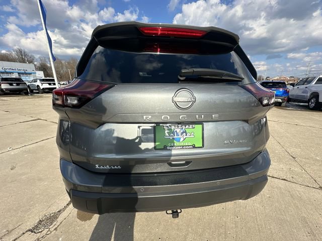 Used 2024 Nissan Rogue SV image 34