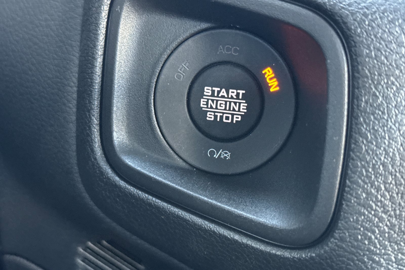 New 2026 Jeep Gladiator Sport image 20