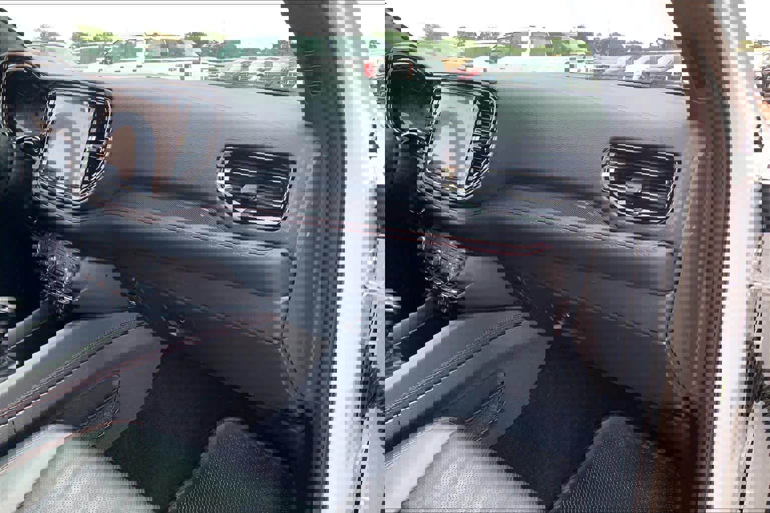 Used 2023 Dodge Durango R/T image 19