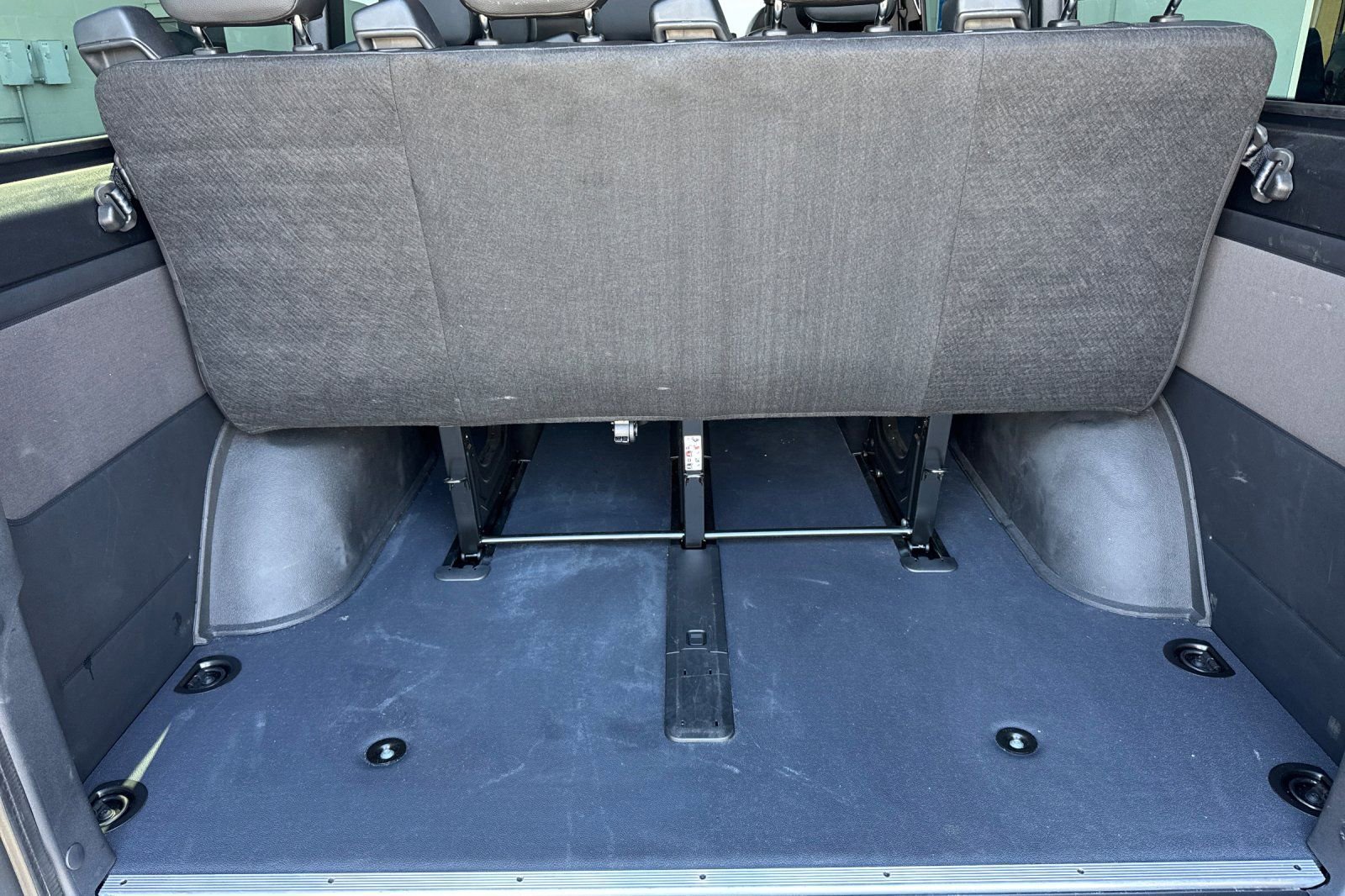 Used 2024 Mercedes-Benz Sprinter 2500 image 17