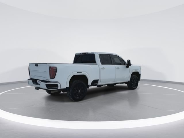 Used 2024 GMC Sierra 2500 AT4 w/ AT4 Preferred Package AWD/4WD image 8