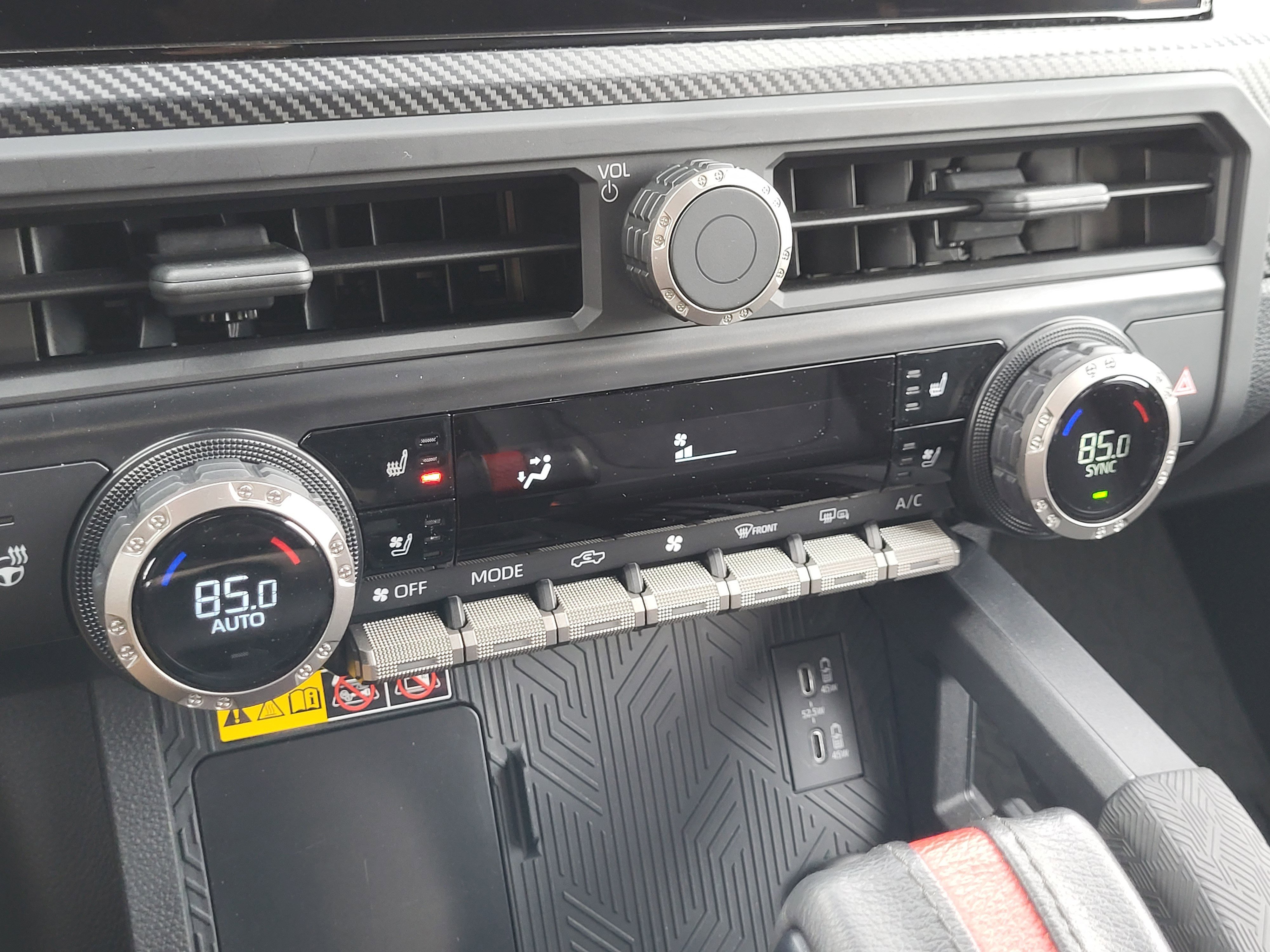 Used 2024 Toyota Tacoma TRD Pro AWD/4WD image 24