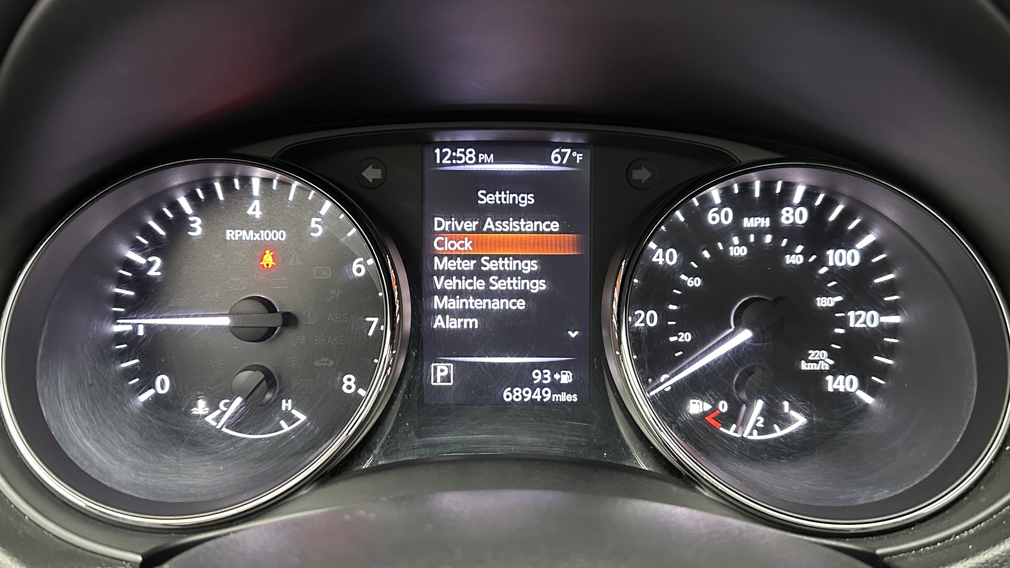 Used 2017 Nissan Rogue Sport SL w/ SL Premium Package image 16