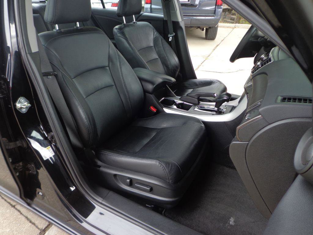 Used 2015 Honda Accord EX-L image 17