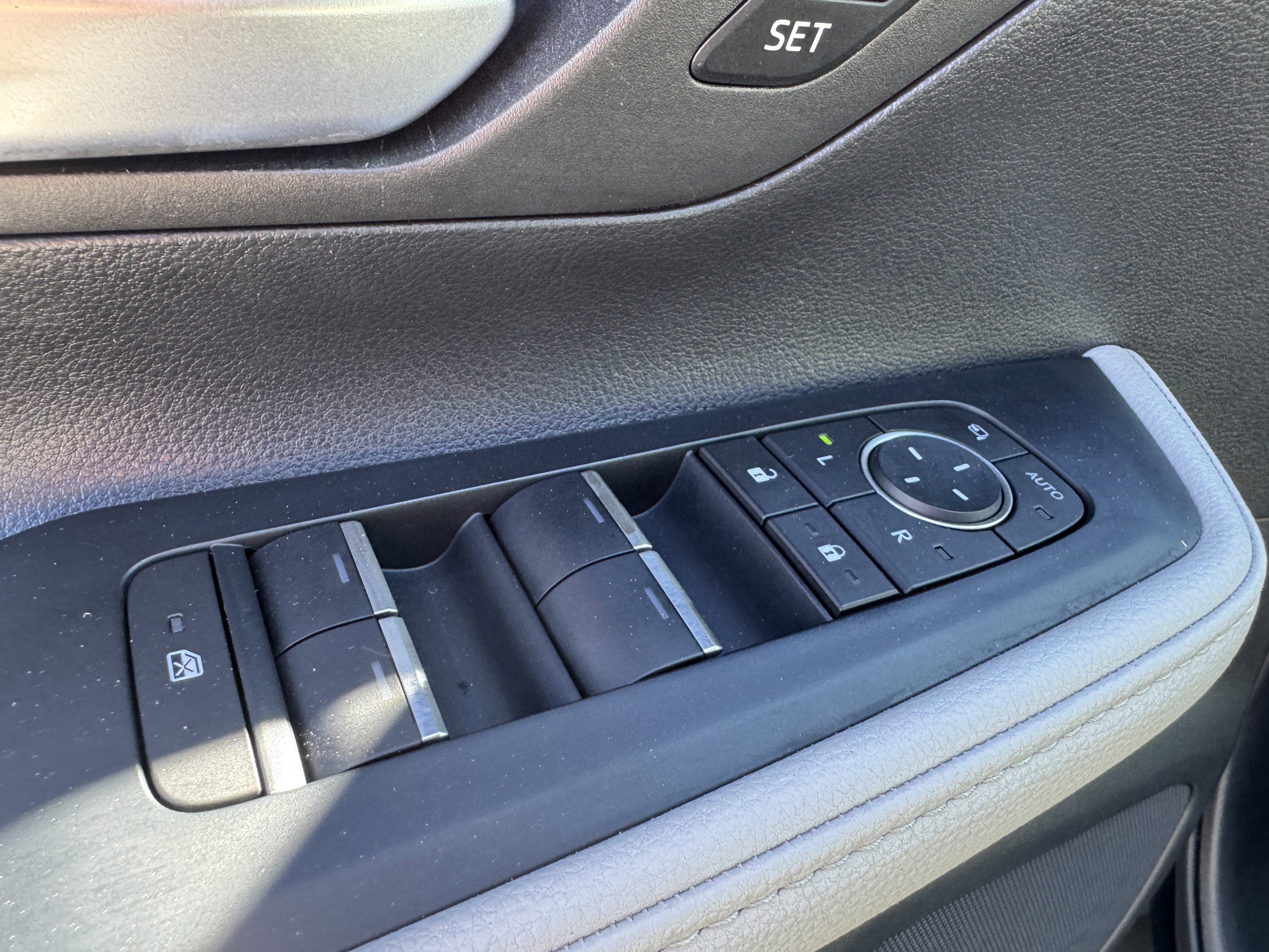 Used 2024 Toyota Grand Highlander AWD image 11