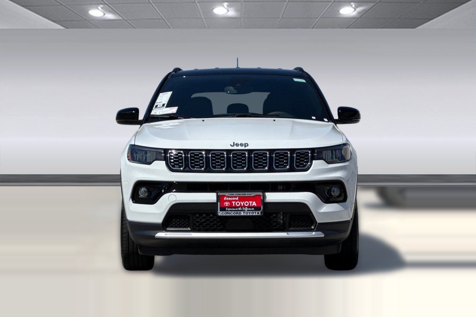 Used 2025 Jeep Compass Limited image 5