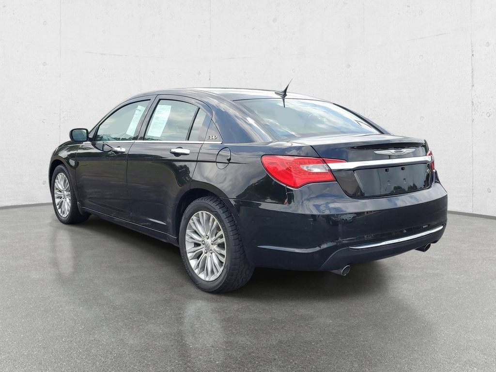 Used 2012 Chrysler 200 Limited FWD image 5
