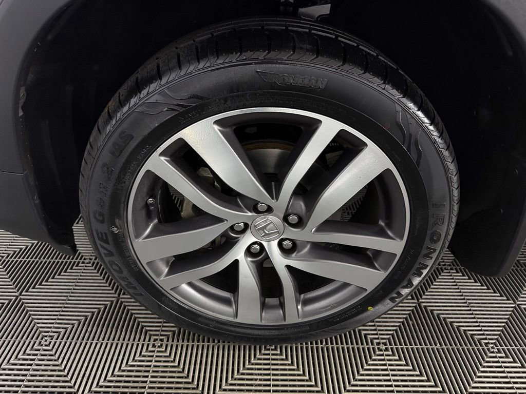 Used 2017 Honda Pilot Touring image 10