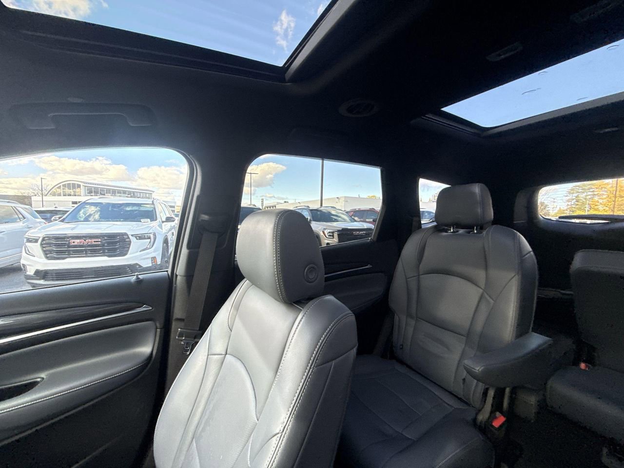 Certified 2023 Buick Enclave Essence w/ Experience Buick Package image 12