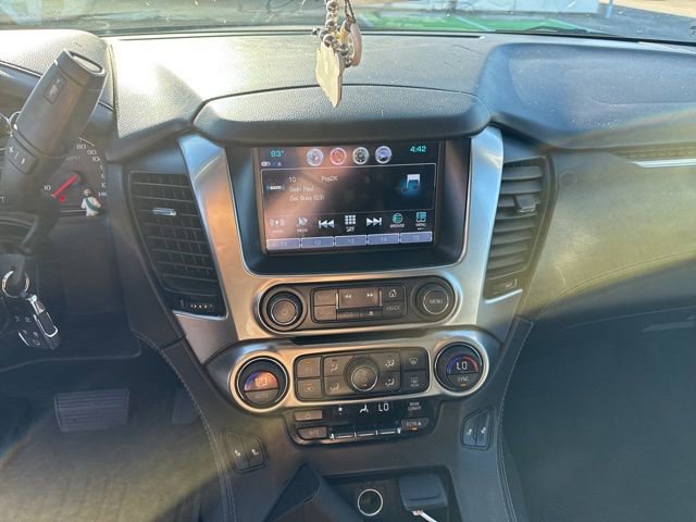 Used 2019 Chevrolet Suburban LT image 7