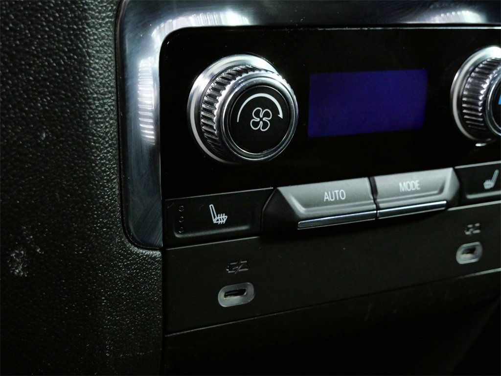 Used 2022 GMC Yukon XL Denali image 17