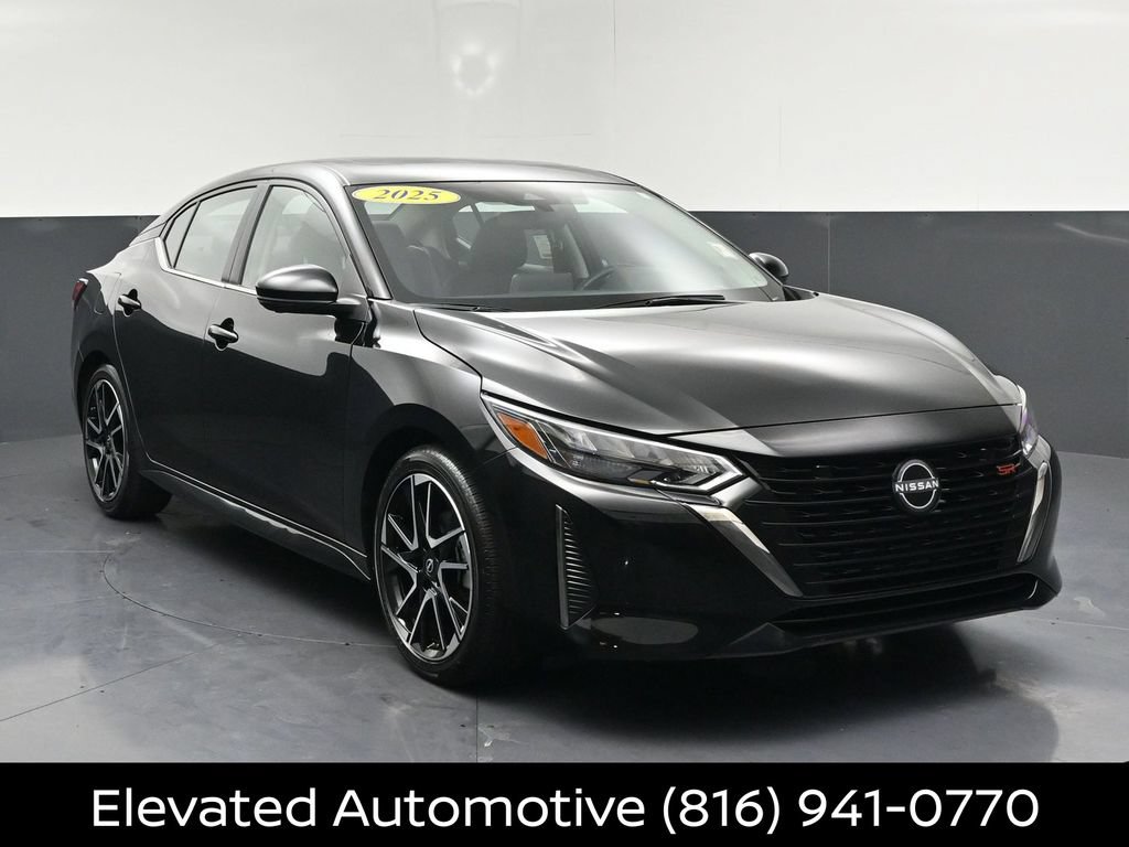 Certified 2025 Nissan Sentra SR w/ SR Premium Package FWD image 1