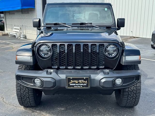 Used 2022 Jeep Gladiator Sport image 2