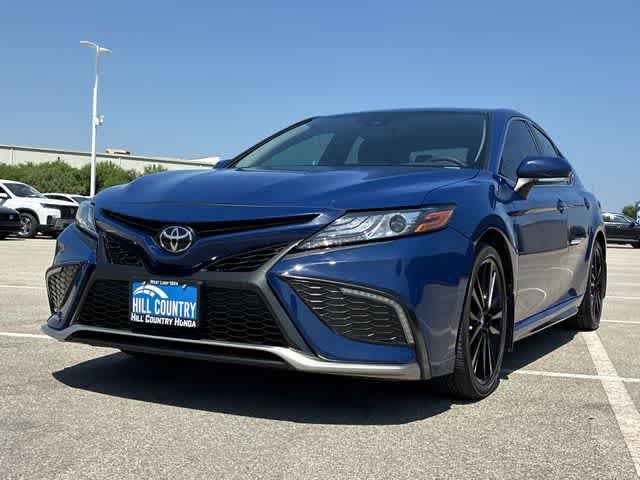 Used 2023 Toyota Camry XSE FWD image 11