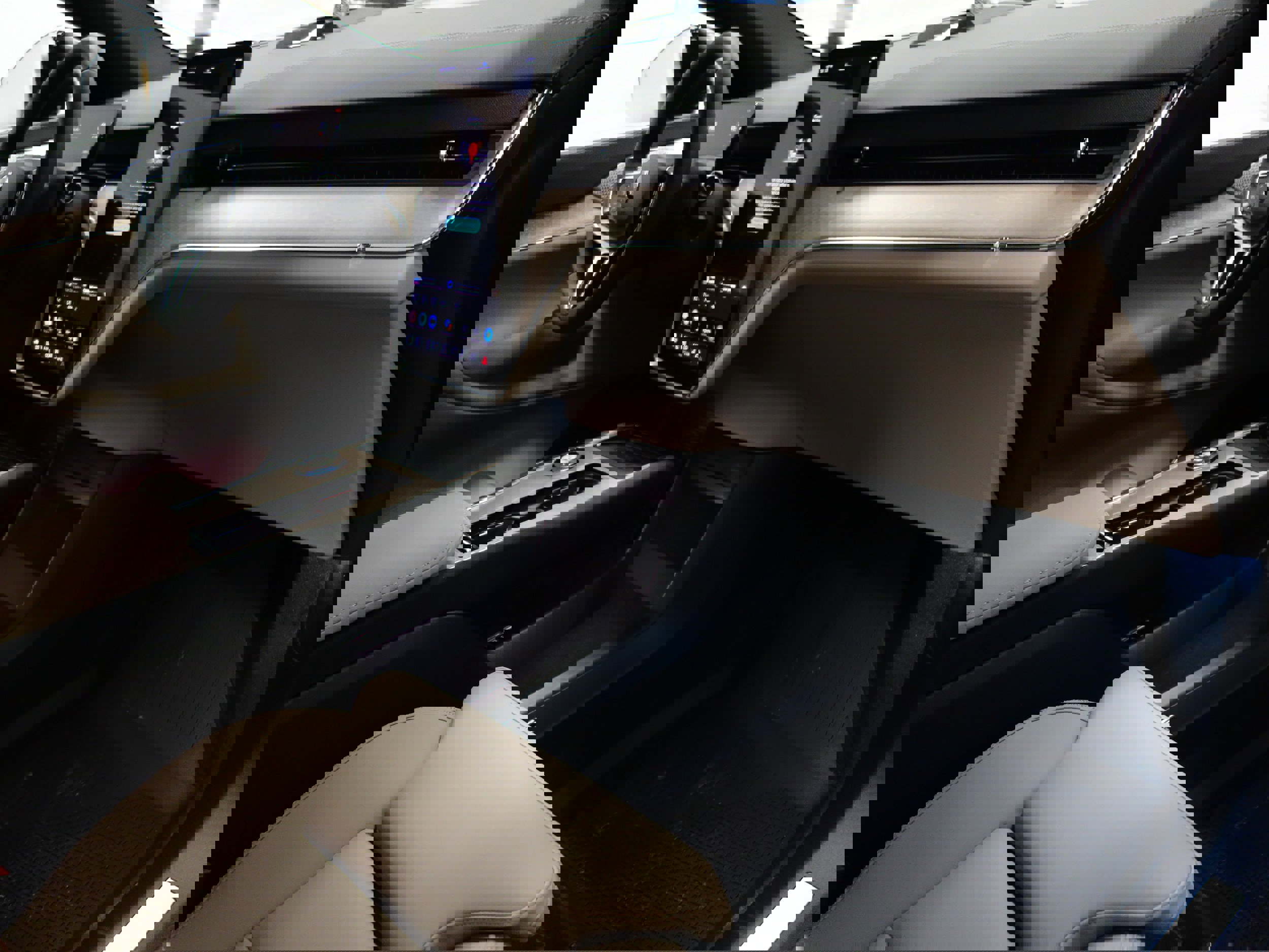 Certified 2025 Volvo EX90 Ultra image 26