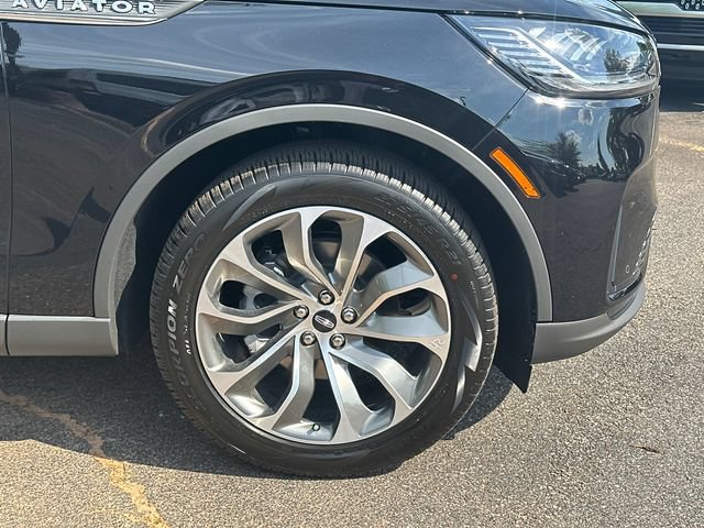 New 2026 Lincoln Aviator Reserve w/ Luxury Package RWD image 13