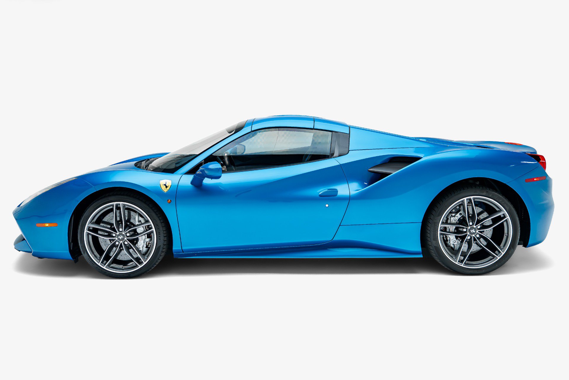 Used 2019 Ferrari 488 Spider RWD image 8