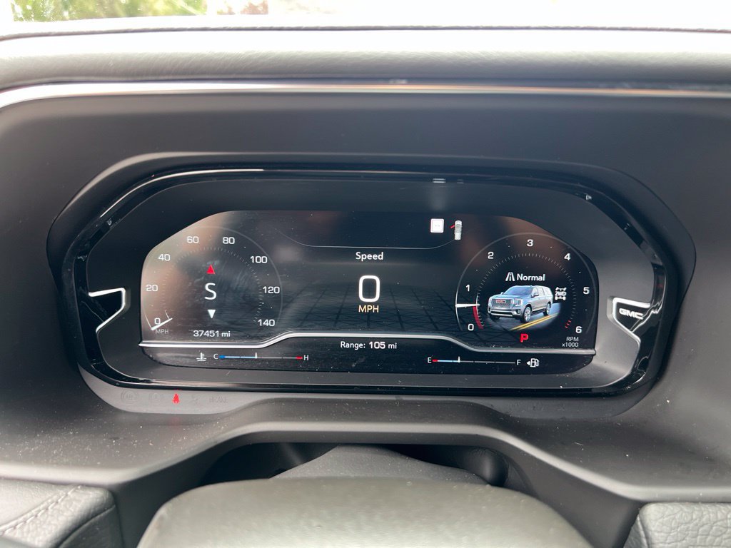 Used 2022 GMC Yukon Denali AWD/4WD image 14