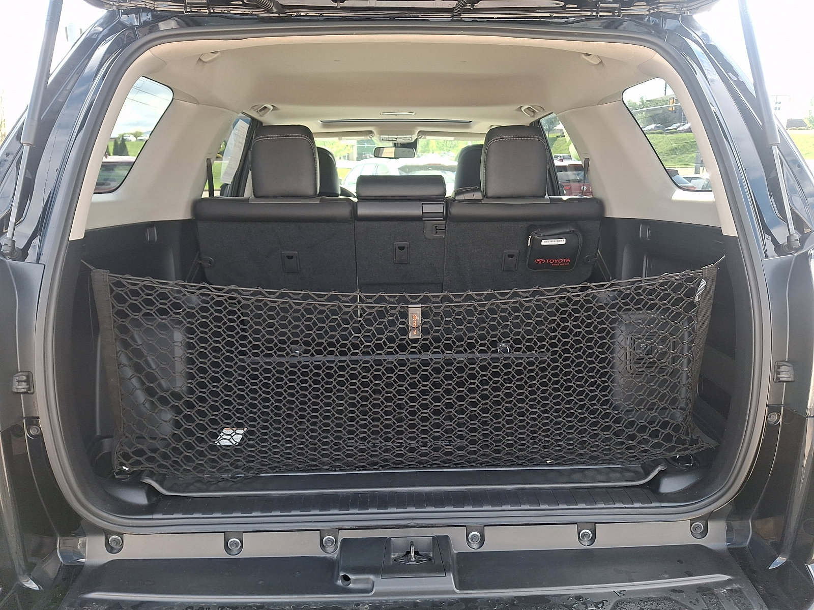 Certified 2021 Toyota 4Runner SR5 Premium w/ Moonroof Package AWD/4WD image 31