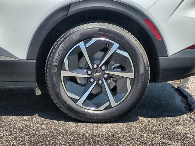 Certified 2026 Chevrolet Equinox EV LT AWD/4WD image 37