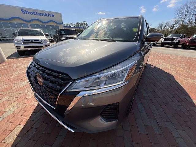 Used 2022 Nissan Kicks SV image 26