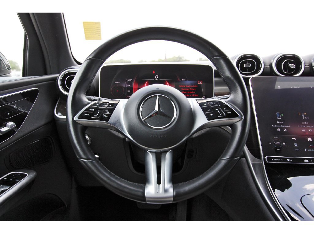 Used 2024 Mercedes-Benz GLC 300 4MATIC image 16