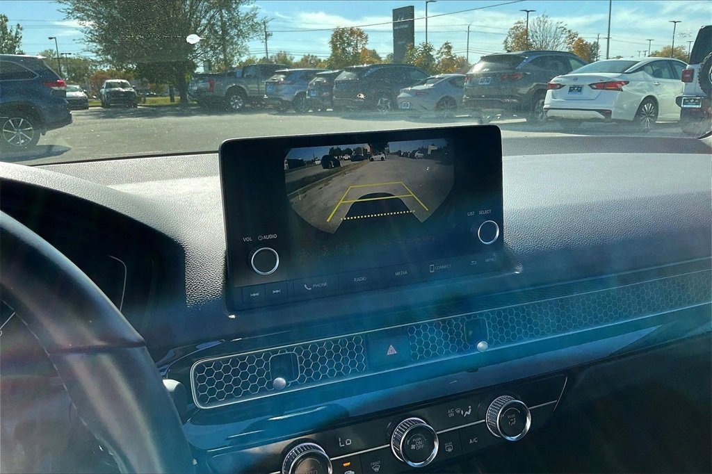 Used 2023 Honda Civic Sport image 19