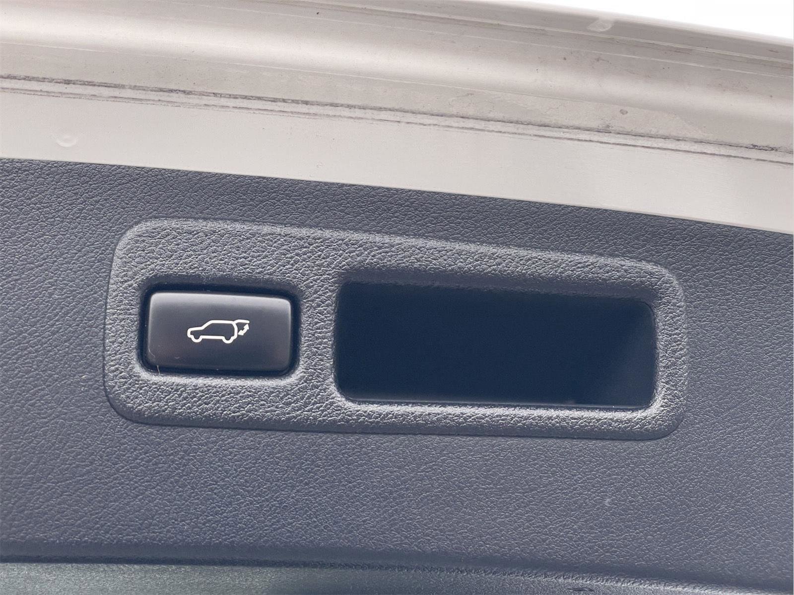 Used 2016 Lexus NX 200t F Sport w/ F Sport Premium Package image 10